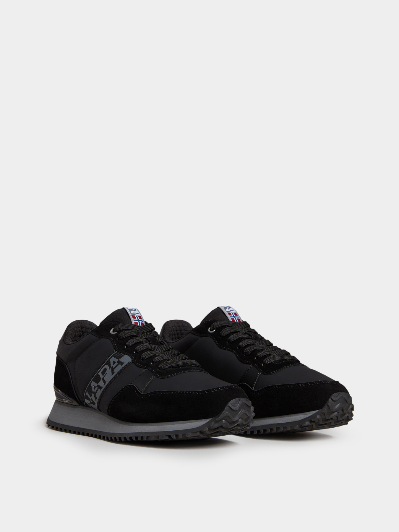 Кроссовки Napapijri Faux Leather Cosmos модель NP0A4HVO0411 Кроссовки Napapijri Faux Leather Cosmos модель NP0A4HVO0411 Фото