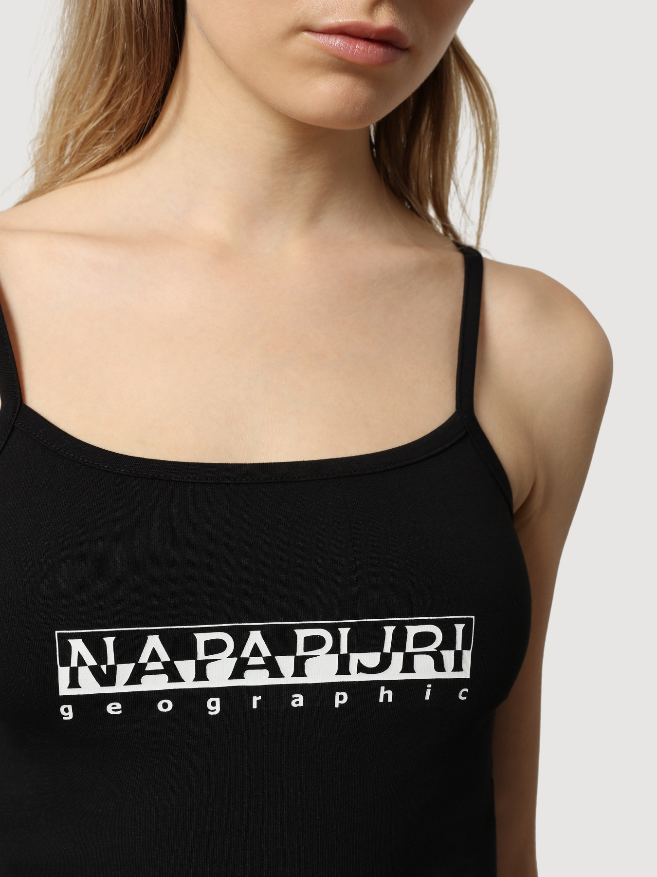 Футболки і поло Napapijri Box модель NP0A4FVA0411 Футболки і поло Napapijri Box модель NP0A4FVA0411 Фото