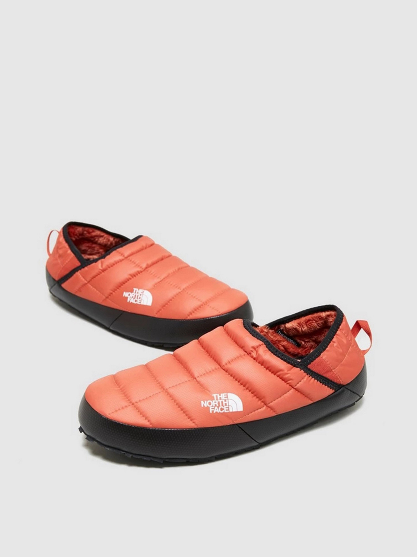 Слипоны и мокасины The North Face ThermoBall™ Traction Mule V модель NF0A3UZN31L1 Фото