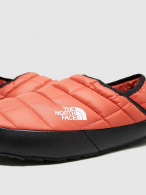 Слипоны и мокасины The North Face ThermoBall™ Traction Mule V модель NF0A3UZN31L1 Фото