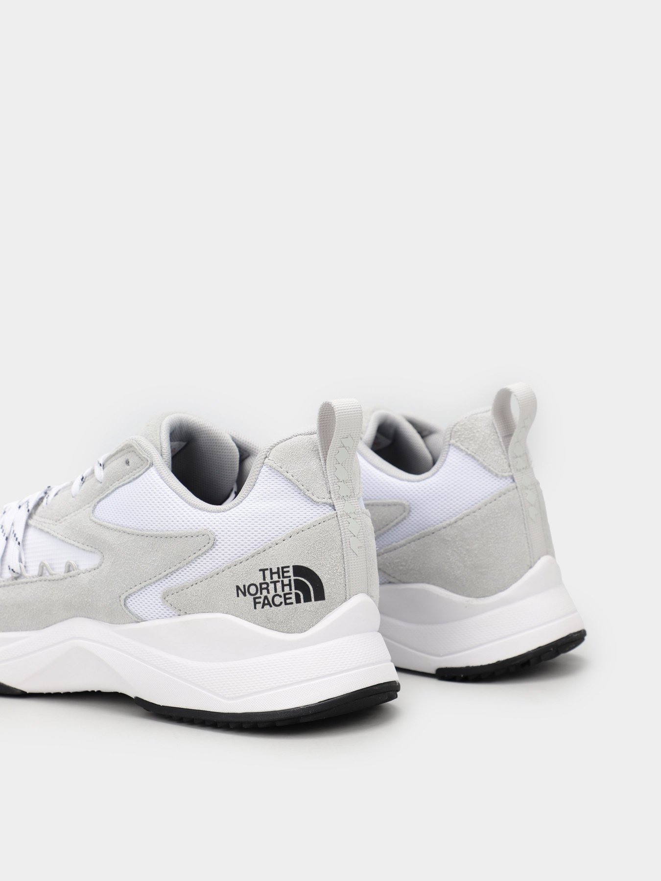 Кроссовки The North Face Taraval Spirit модель NF0A5LVNAE71 Кроссовки The North Face Taraval Spirit модель NF0A5LVNAE71 Фото