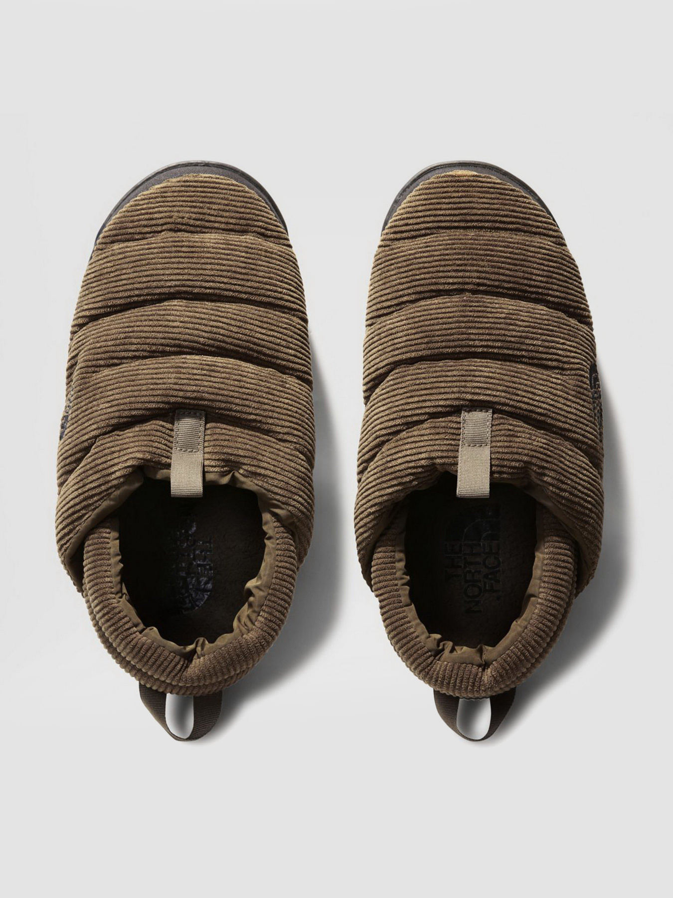 Слипоны и мокасины The North Face Nuptse Mule Corduroy модель NF0A7W4MWMB1 Слипоны и мокасины The North Face Nuptse Mule Corduroy модель NF0A7W4MWMB1 Фото