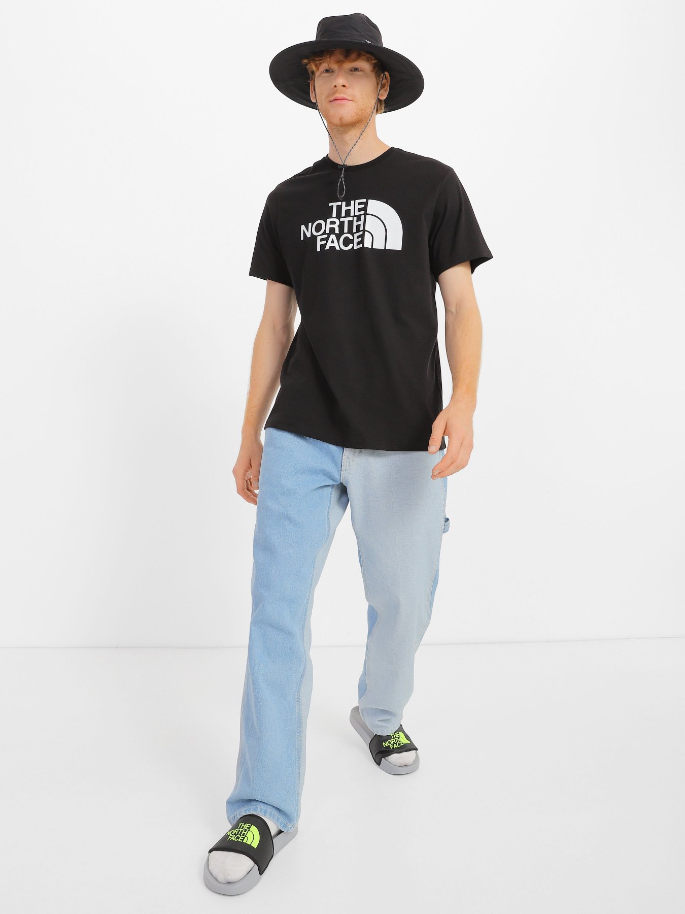 Шлёпанцы The North Face Base Camp Slide III модель NF0A4T2RIHG1 Шлёпанцы The North Face Base Camp Slide III модель NF0A4T2RIHG1 Фото