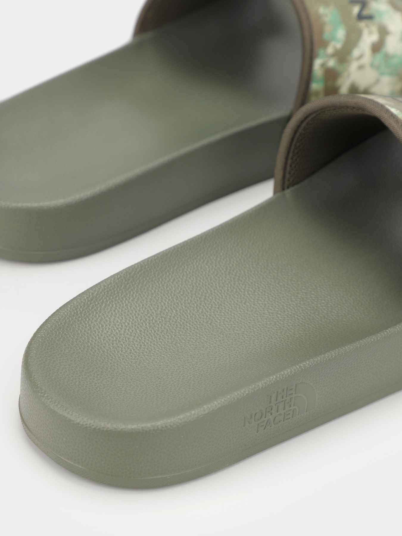 Шлёпанцы The North Face Base Camp Slide III модель NF0A4T2RIYL1 Фото