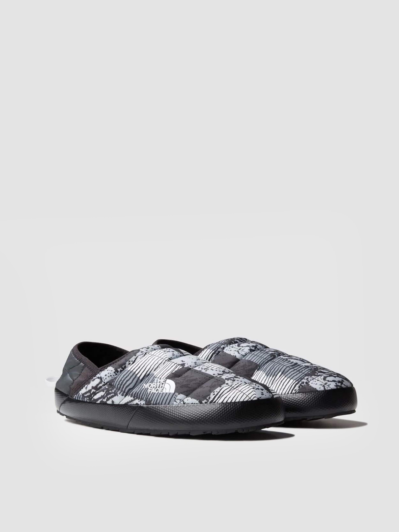 Слипоны и мокасины The North Face Thermoball Traction Mule V модель NF0A3UZNOJT1 Слипоны и мокасины The North Face Thermoball Traction Mule V модель NF0A3UZNOJT1 Фото