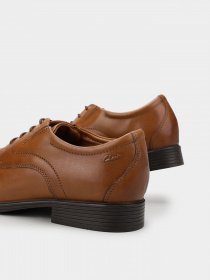 Туфлі та лофери Clarks Whiddon Plain Toe модель 26152919 Фото