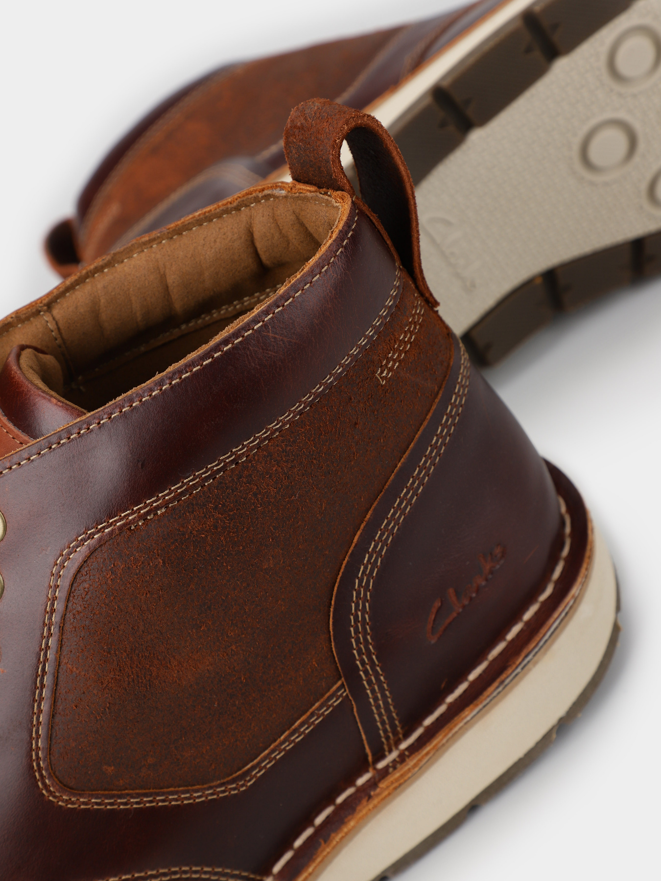 Ботинки и сапоги Clarks Gravelle Top Leather модель 26174575 Фото