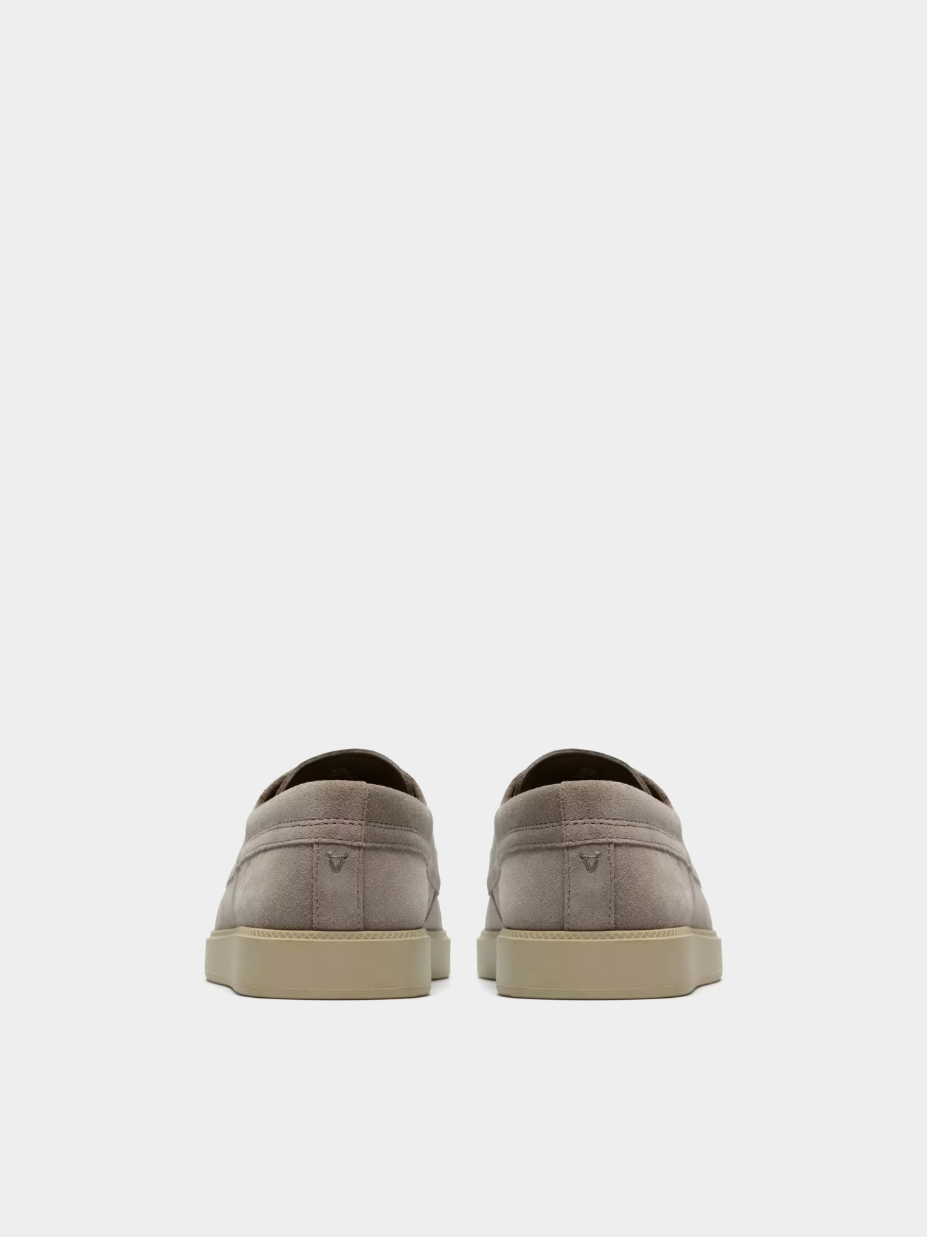 Слипоны и мокасины Clarks LOCKFORD BOAT модель 26186610 Слипоны и мокасины Clarks LOCKFORD BOAT модель 26186610 Фото