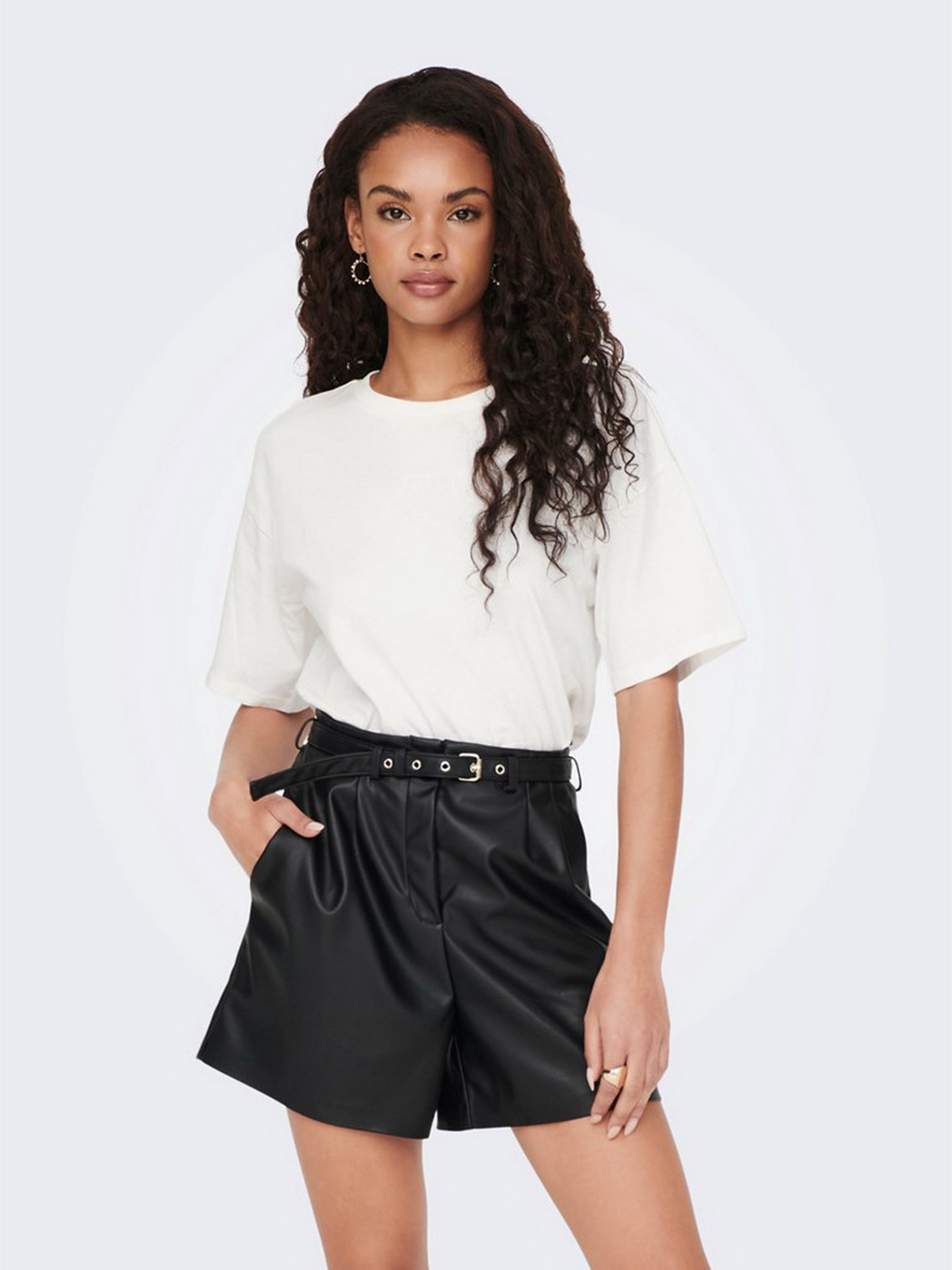 Шорти Only HEIDI FAUX LEATHER SHORTS модель 15275421_Black Шорти Only HEIDI FAUX LEATHER SHORTS модель 15275421_Black Фото