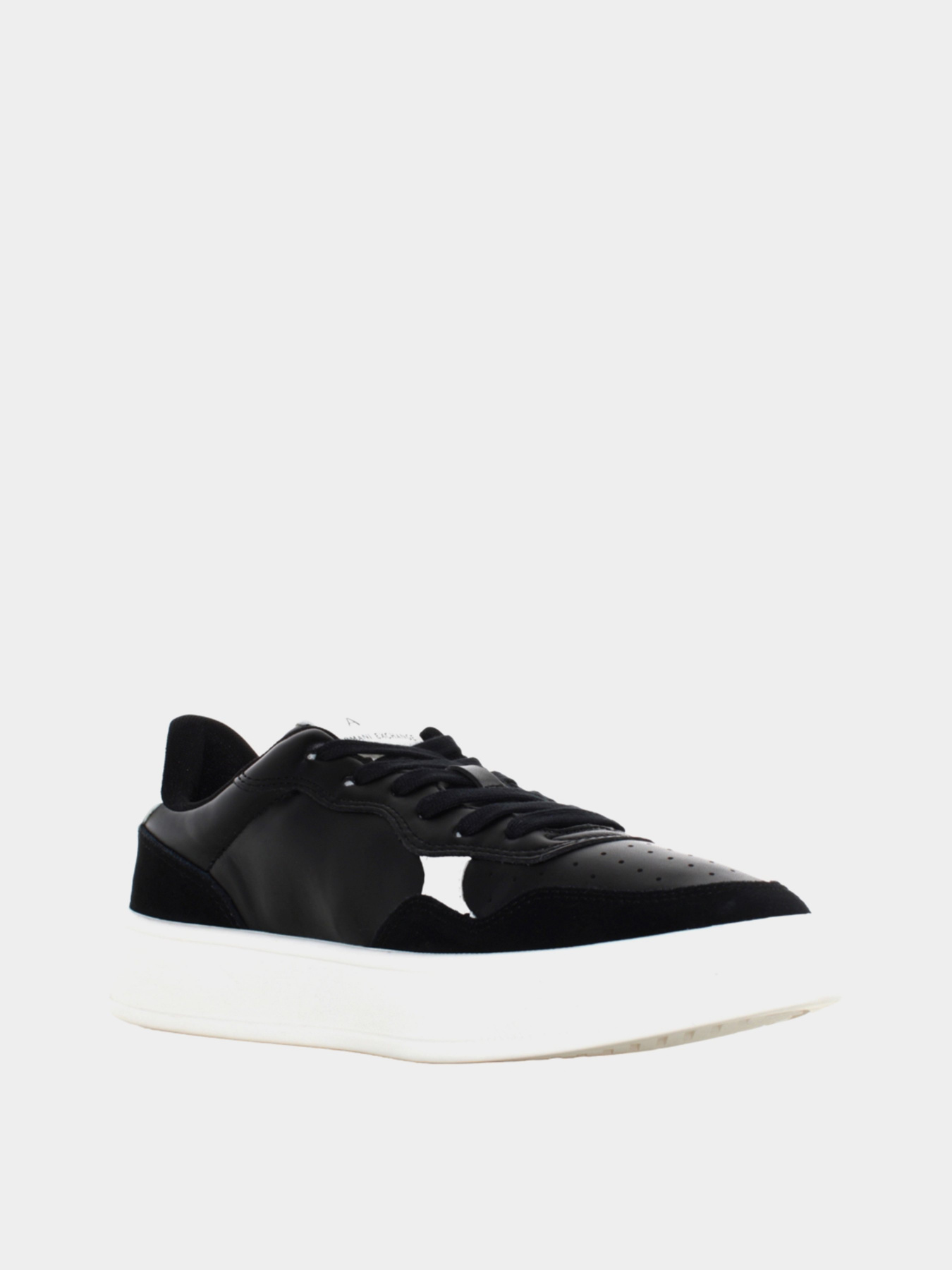 Кроссовки Armani Exchange модель XUX148-XV601-K001 Фото