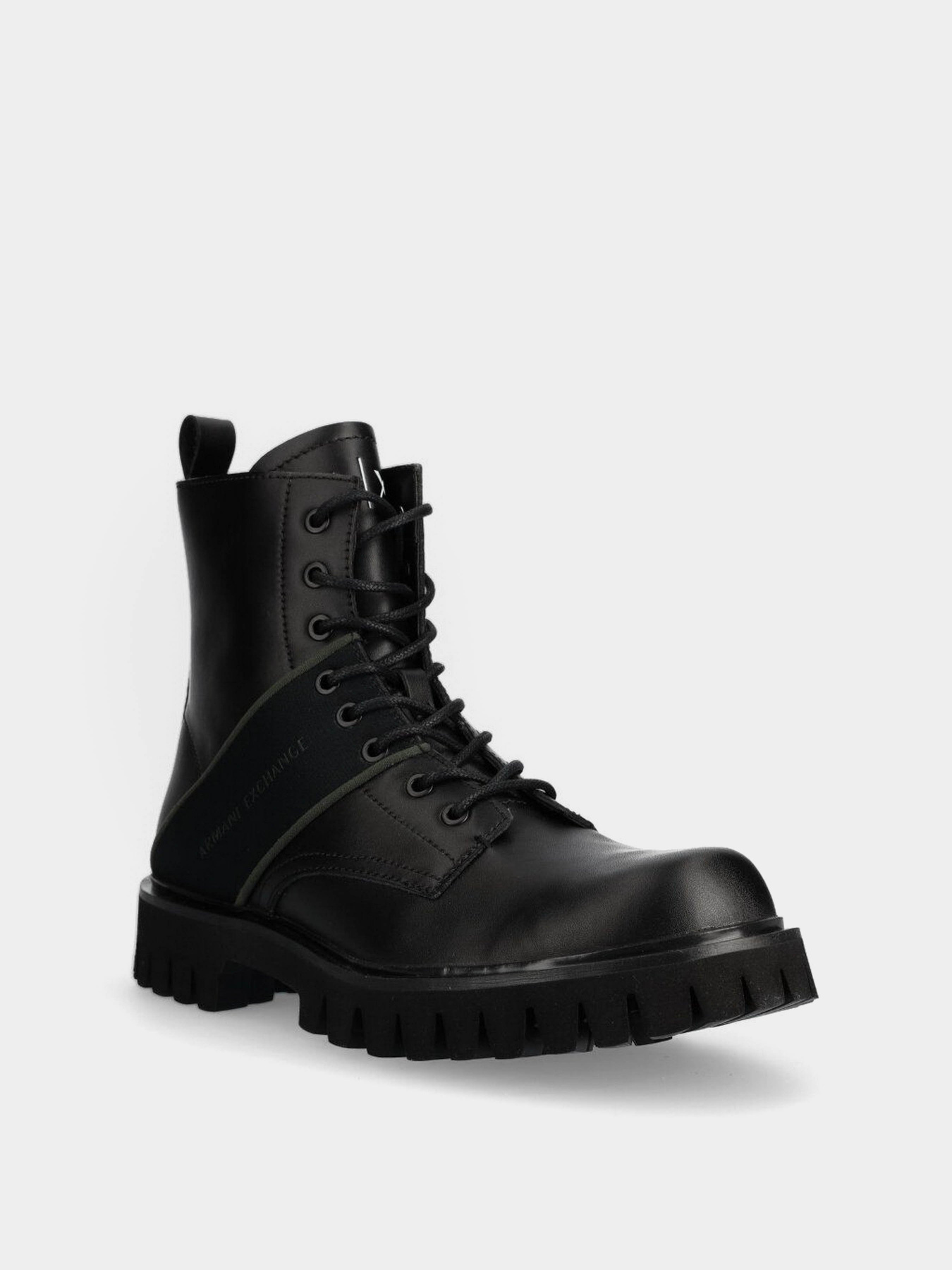 Черевики та чоботи Armani Exchange модель XUM016-XV781-00002 Черевики та чоботи Armani Exchange модель XUM016-XV781-00002 Фото