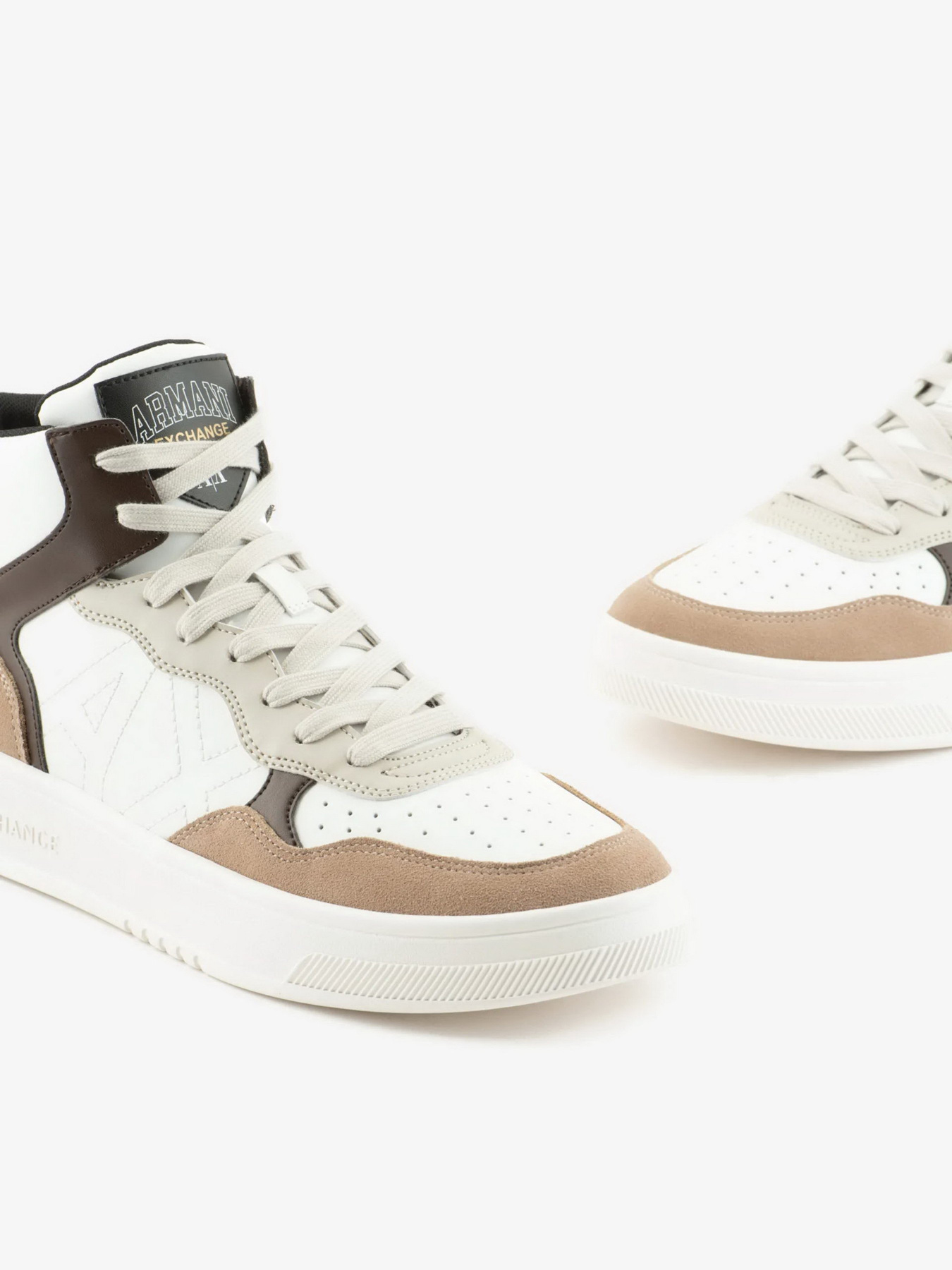 Кросівки Armani Exchange модель XUZ040-XV763-T041 Кросівки Armani Exchange модель XUZ040-XV763-T041 Фото