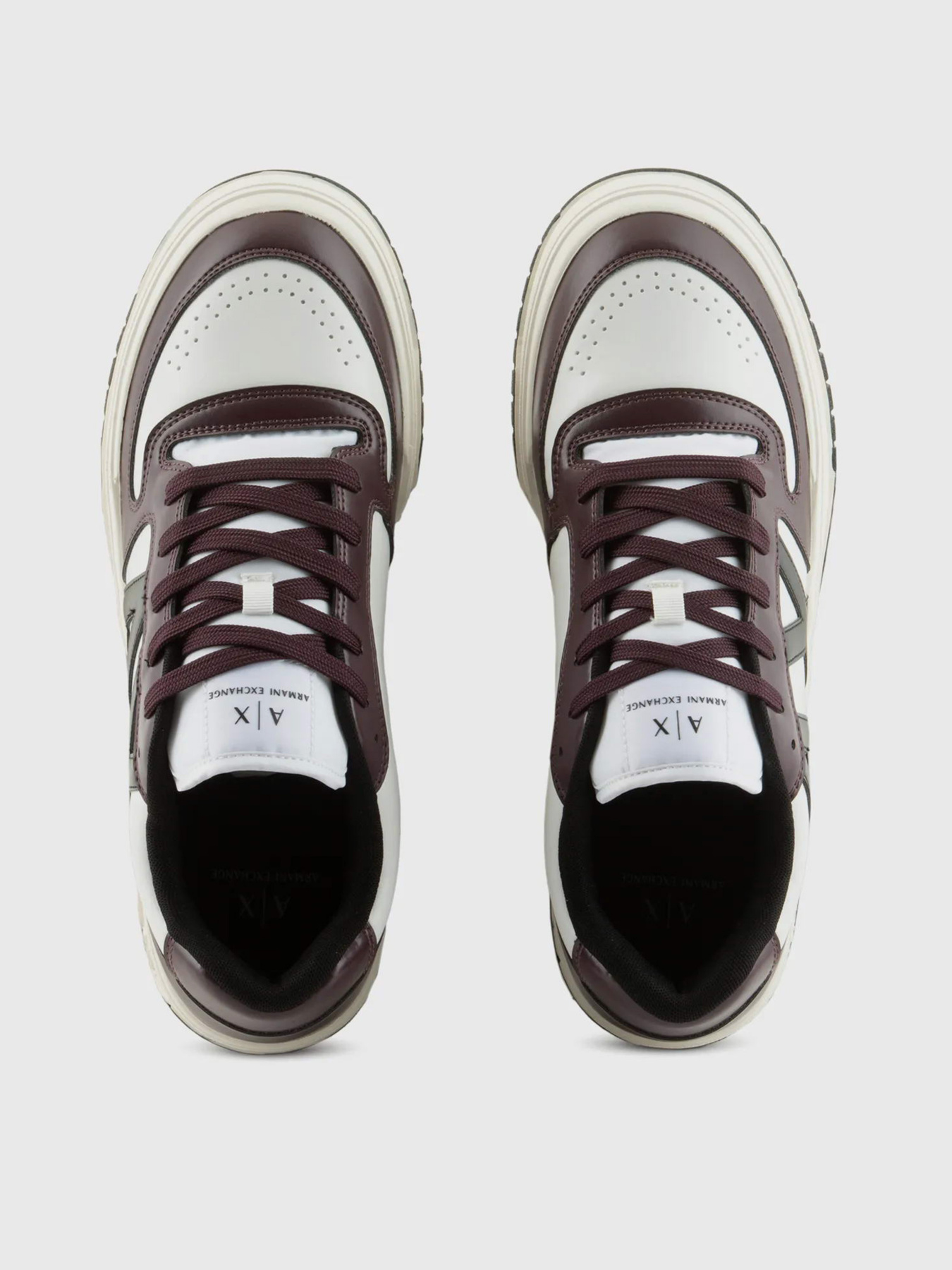 Кроссовки Armani Exchange модель XUX179-XV765-T044 Фото