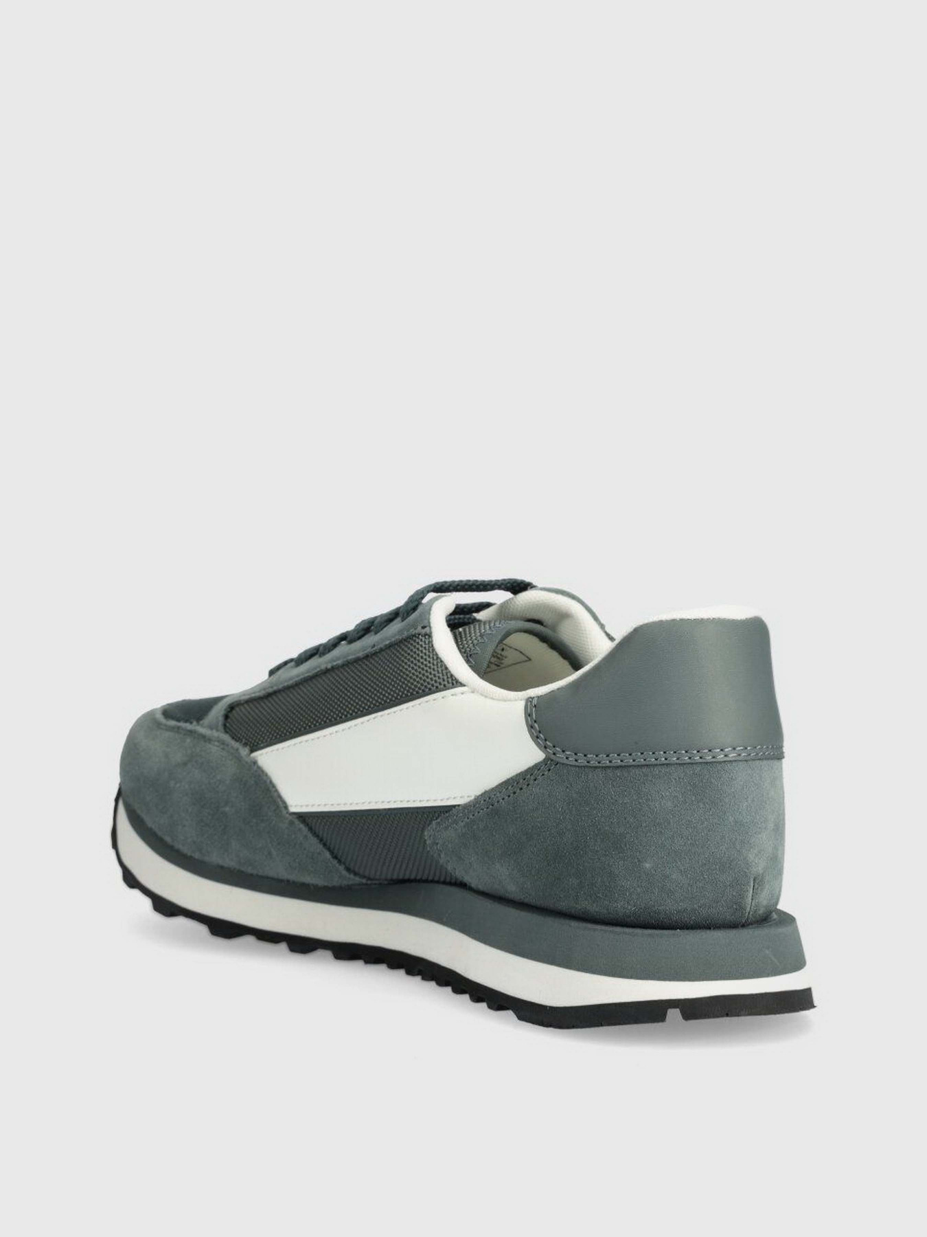 Кроссовки Armani Exchange Essential модель XUX083-XV263-T474 Кроссовки Armani Exchange Essential модель XUX083-XV263-T474 Фото