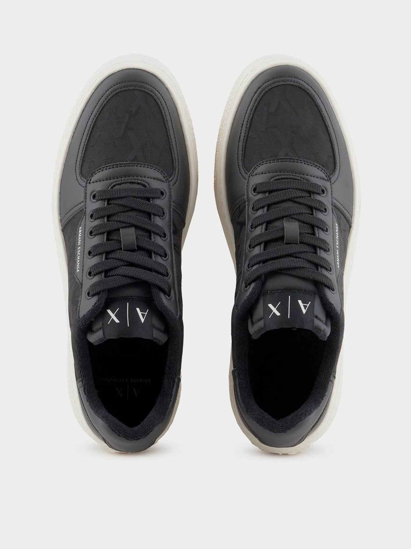 Кросівки Armani Exchange модель XUX196-XV905-00002 Кросівки Armani Exchange модель XUX196-XV905-00002 Фото