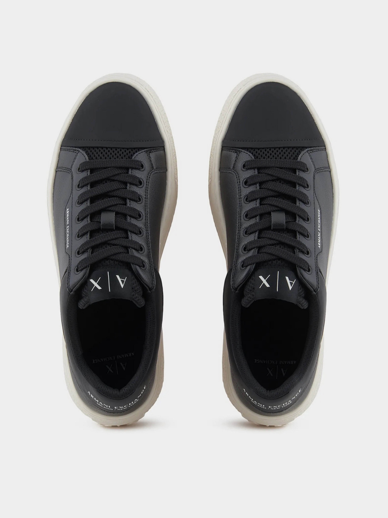 Кроссовки Armani Exchange модель XUX236-XV906-K001 Кроссовки Armani Exchange модель XUX236-XV906-K001 Фото