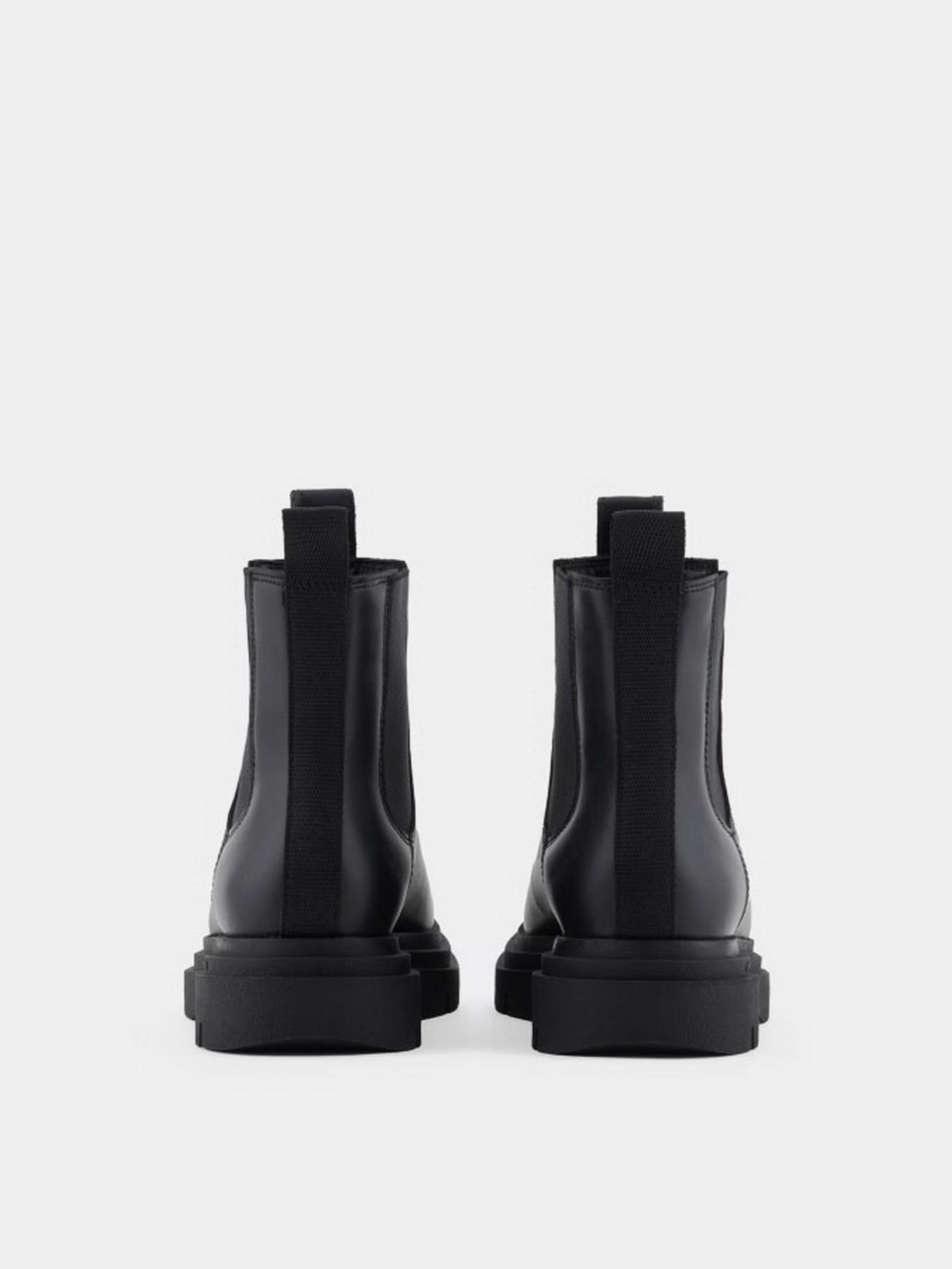 Черевики та чоботи Armani Exchange модель XUM019-XV874-00002 Черевики та чоботи Armani Exchange модель XUM019-XV874-00002 Фото