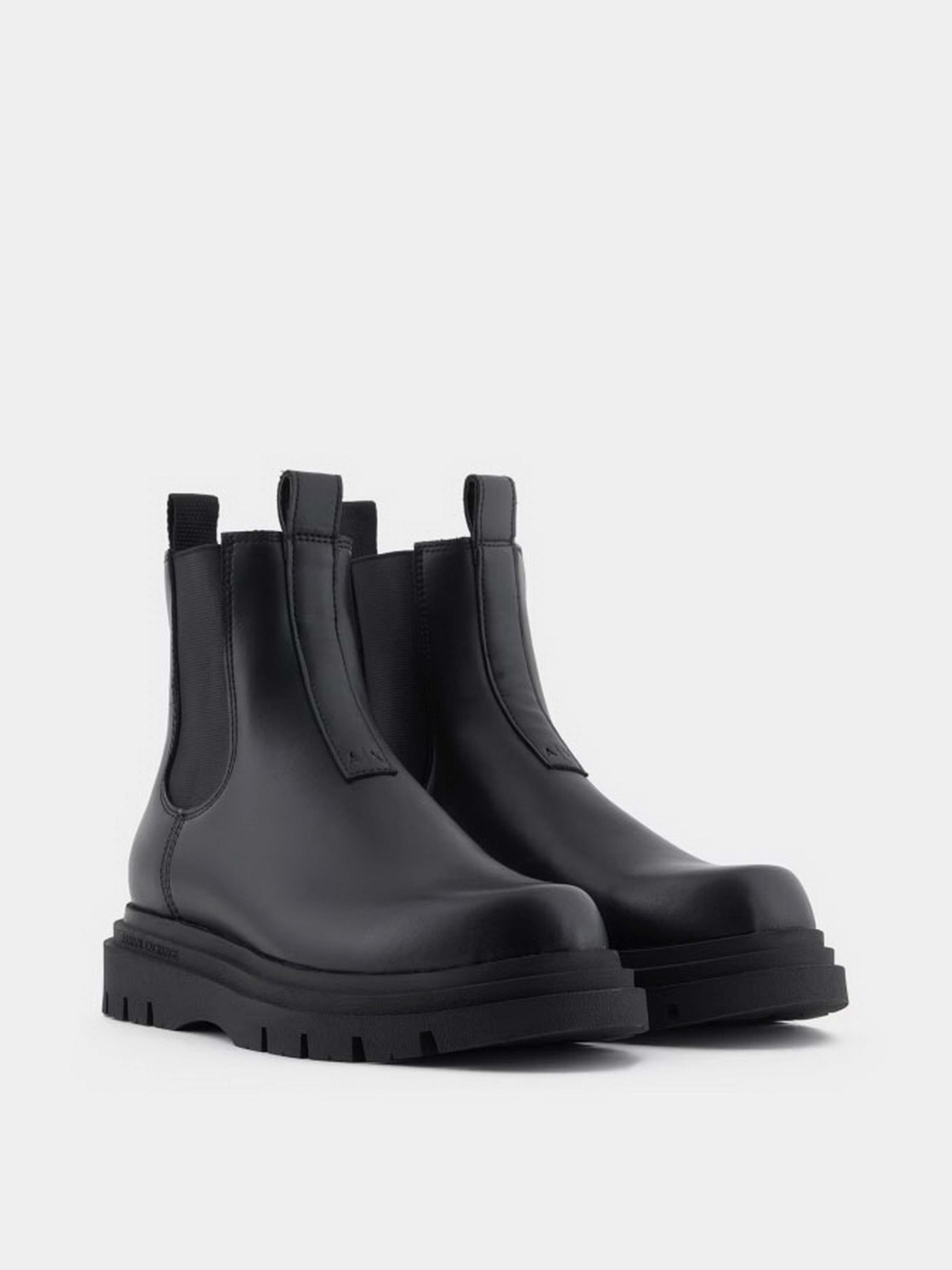 Черевики та чоботи Armani Exchange модель XUM019-XV874-00002 Черевики та чоботи Armani Exchange модель XUM019-XV874-00002 Фото