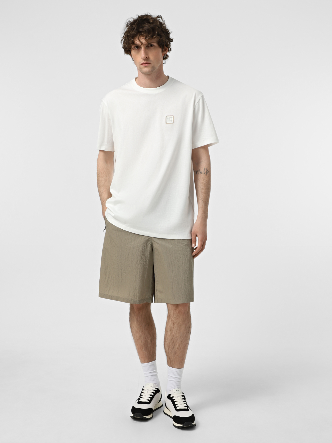 Кроссовки Armani Exchange модель XUX263-XV942-N480 Кроссовки Armani Exchange модель XUX263-XV942-N480 Фото