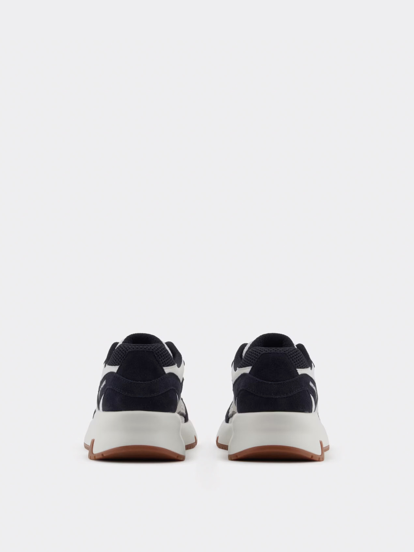 Кроссовки Armani Exchange модель XUX268-XV959-U388 Фото