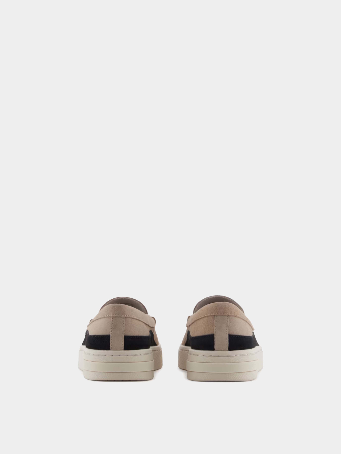 Сліпони та мокасини Armani Exchange модель XUY011-XV868-U644 Сліпони та мокасини Armani Exchange модель XUY011-XV868-U644 Фото