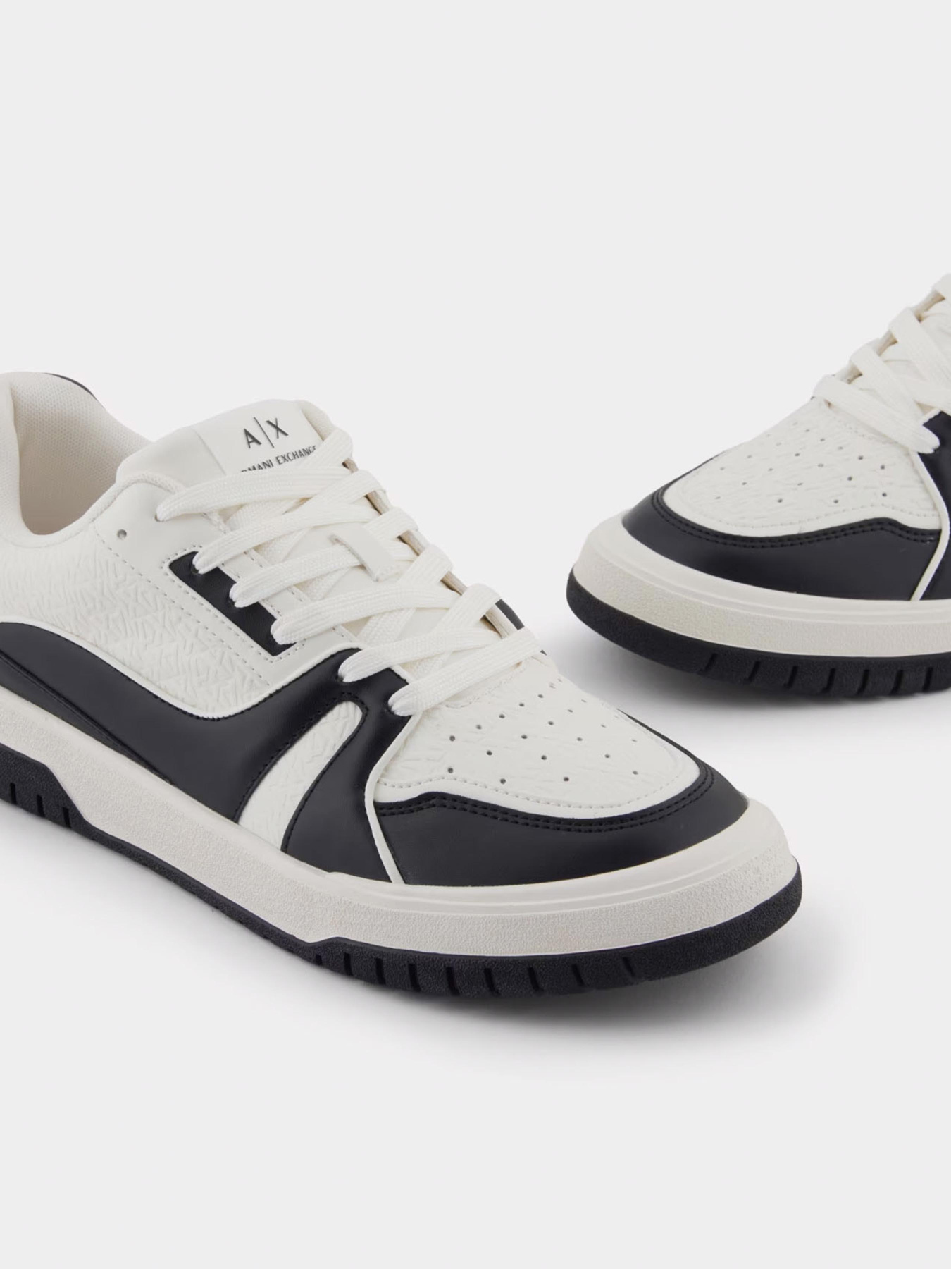 Кеди Armani Exchange модель XM001933-AF17537-MC011 Кеди Armani Exchange модель XM001933-AF17537-MC011 Фото