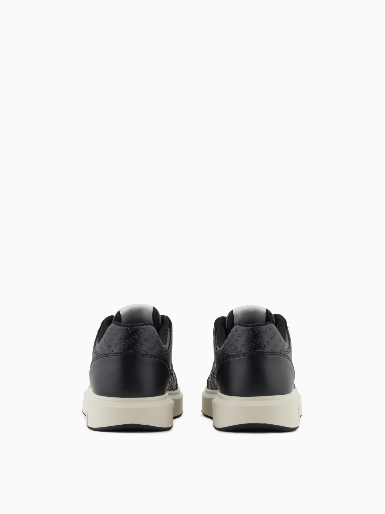 Кеды Armani Exchange модель XM001722-AF17537-UC001 Фото