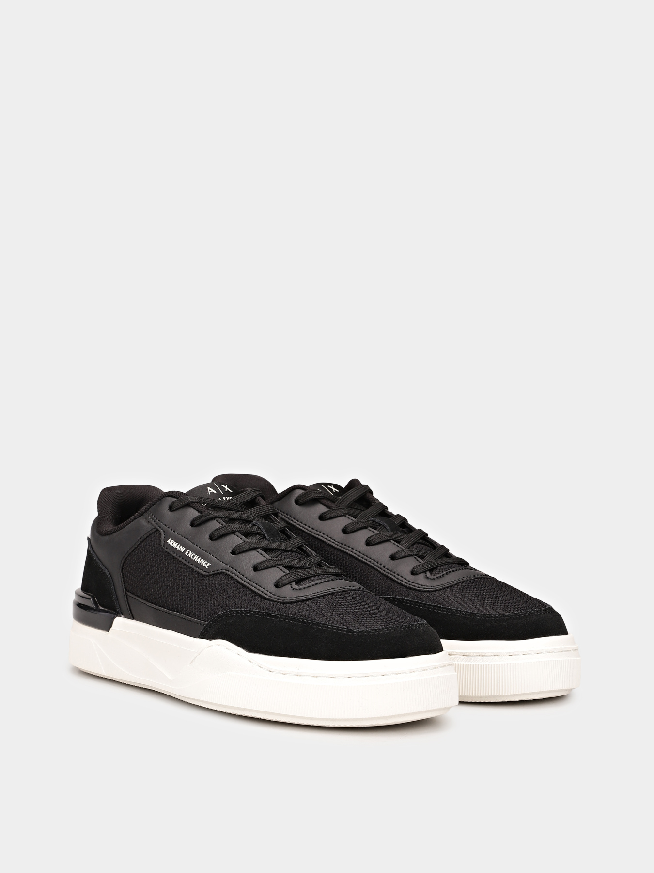 Кеды Armani Exchange модель XM001968-AF19439-UC001 Кеды Armani Exchange модель XM001968-AF19439-UC001 Фото