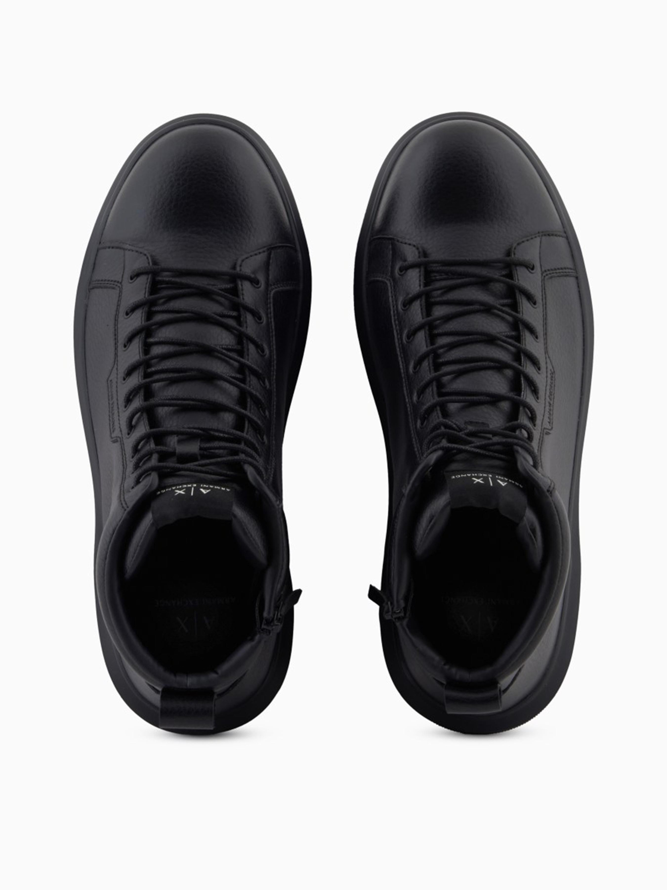 Ботинки и сапоги Armani Exchange модель XM001963-AF19402-UC001 Ботинки и сапоги Armani Exchange модель XM001963-AF19402-UC001 Фото