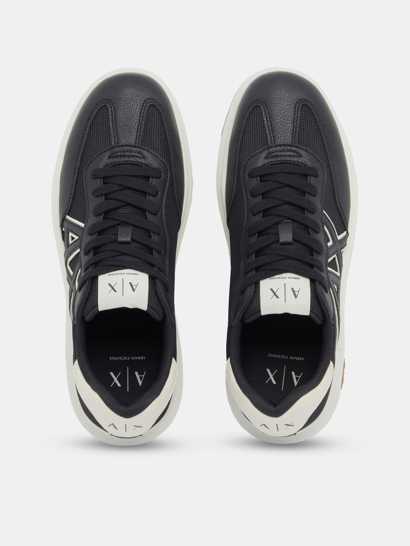 Кеди Armani Exchange модель XM002687-AF22775-MZ752 Кеди Armani Exchange модель XM002687-AF22775-MZ752 Фото