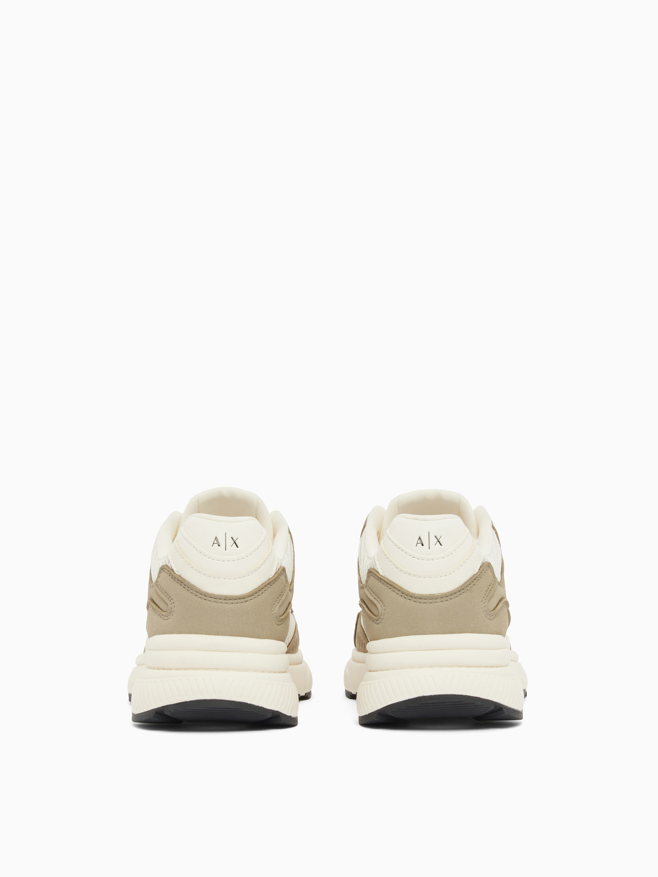 Кроссовки Armani Exchange модель XM002635-AF19388-M7196 Фото