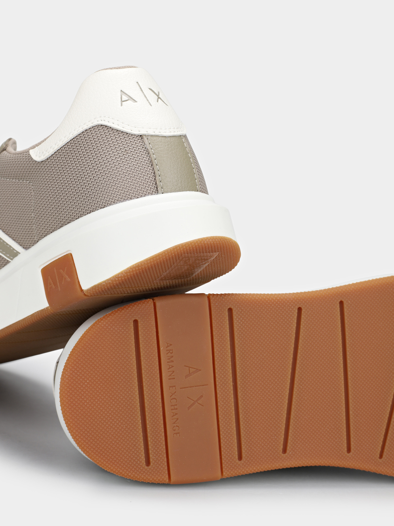 Кеды Armani Exchange модель XM002687-AF22775-MZ753 Фото