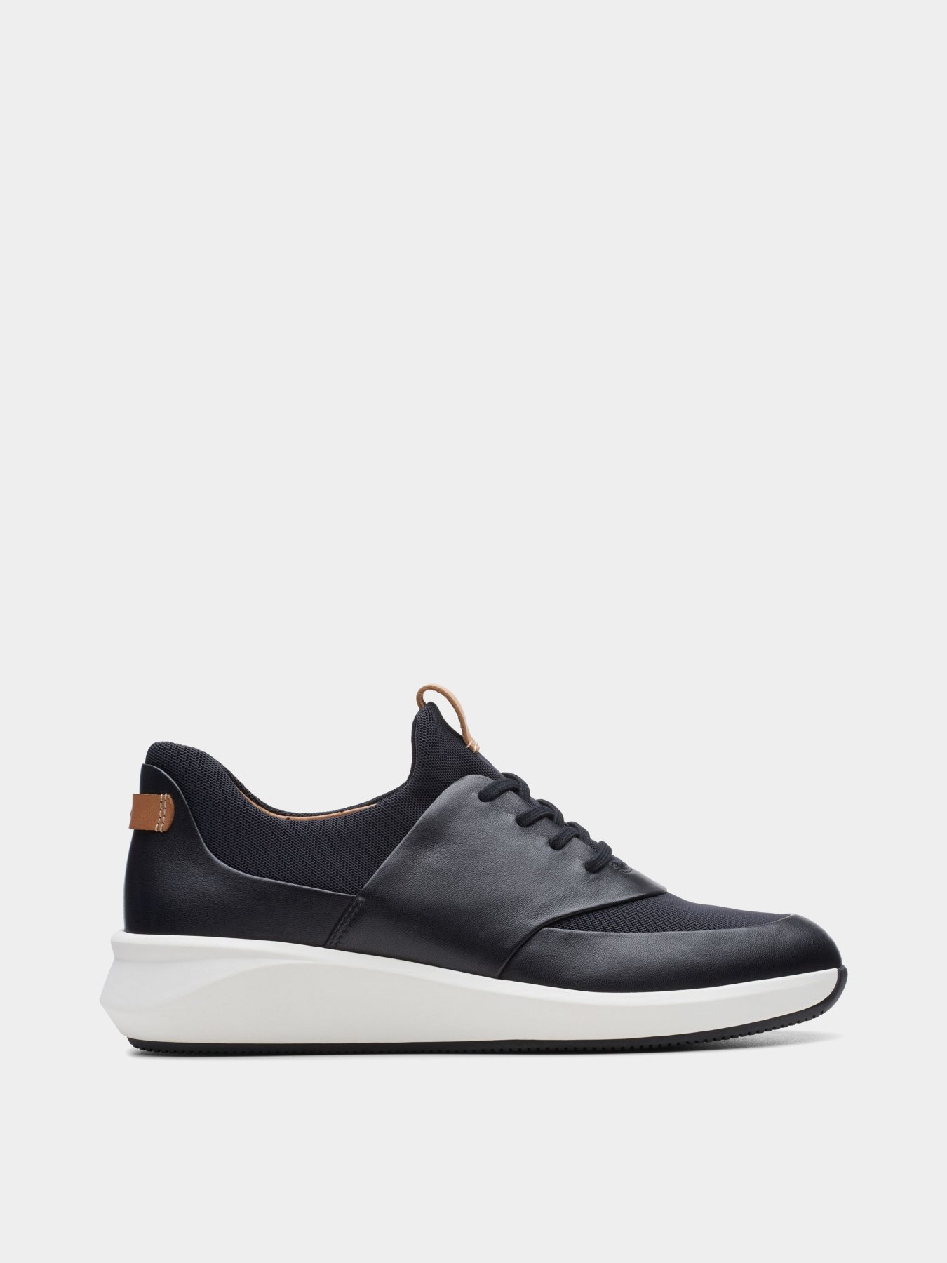 Кросівки Clarks Un Rio Lace модель 26140395 Фото