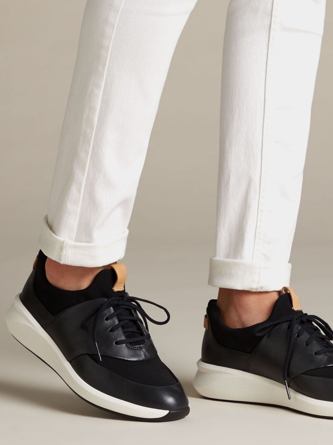 Кросівки Clarks Un Rio Lace модель 26140395 Фото