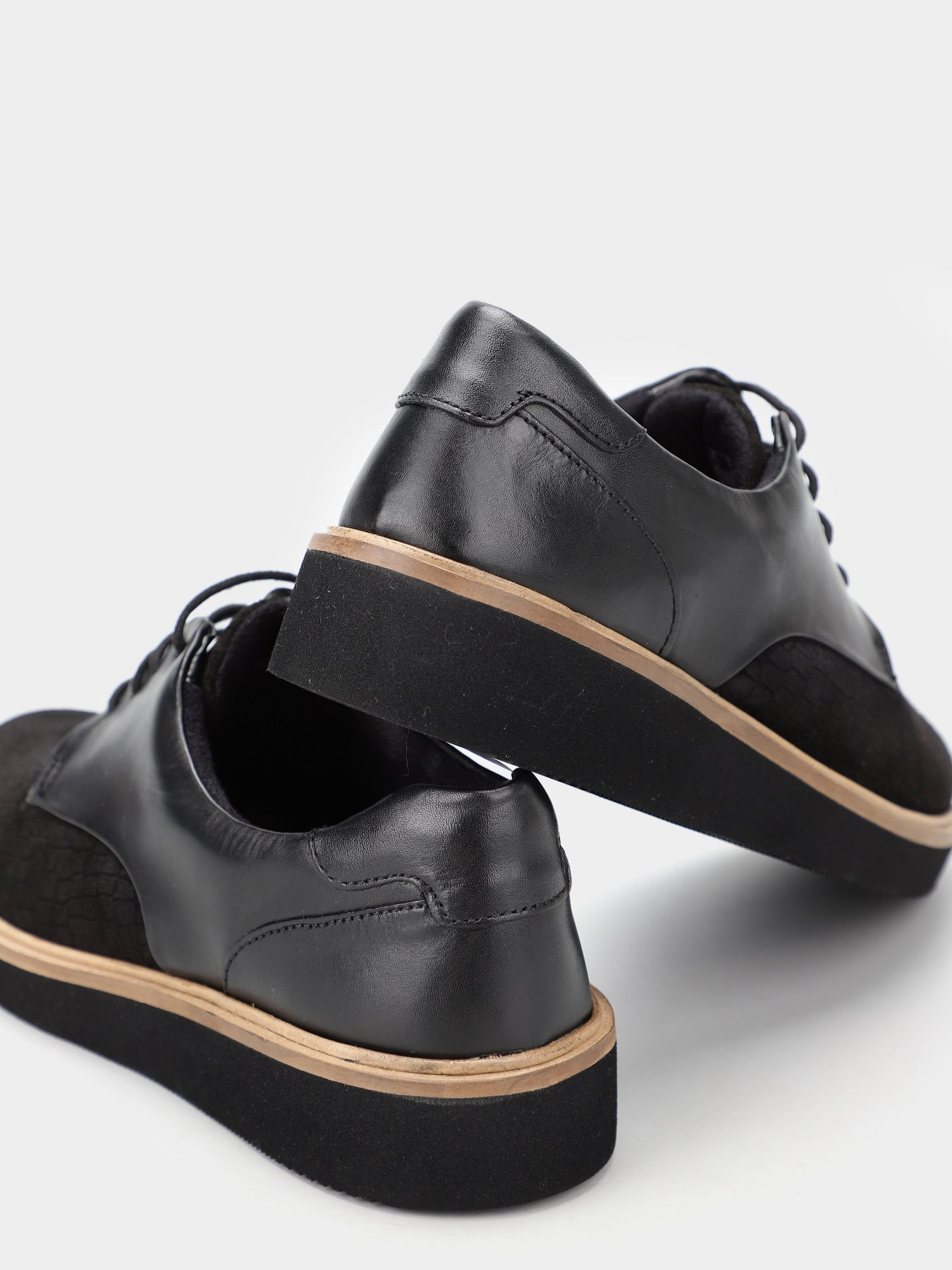 Туфлі та лофери Clarks Baille Lace модель 26168384 Фото
