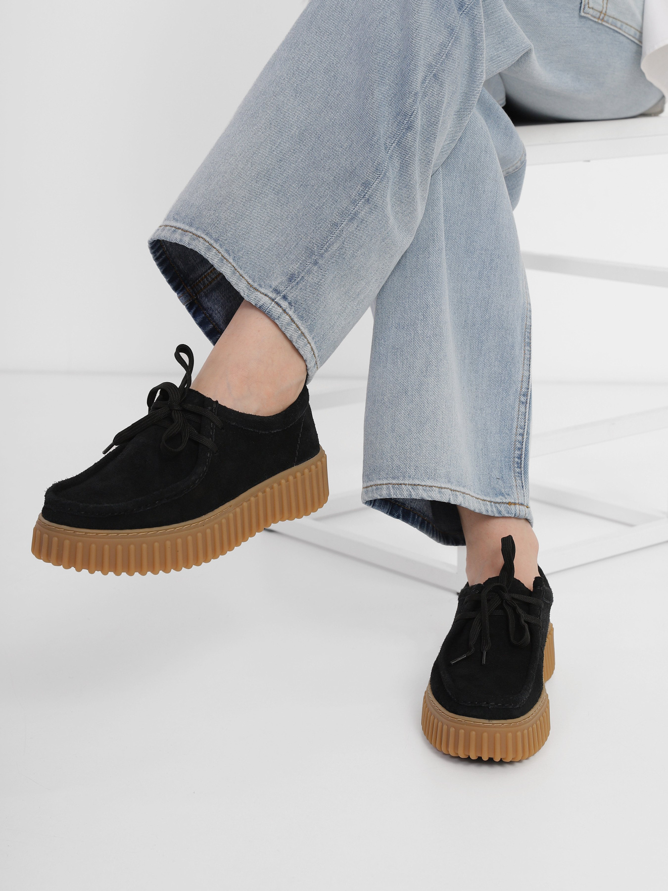 Туфлі та лофери Clarks Torhill Bee модель 26172044 Фото