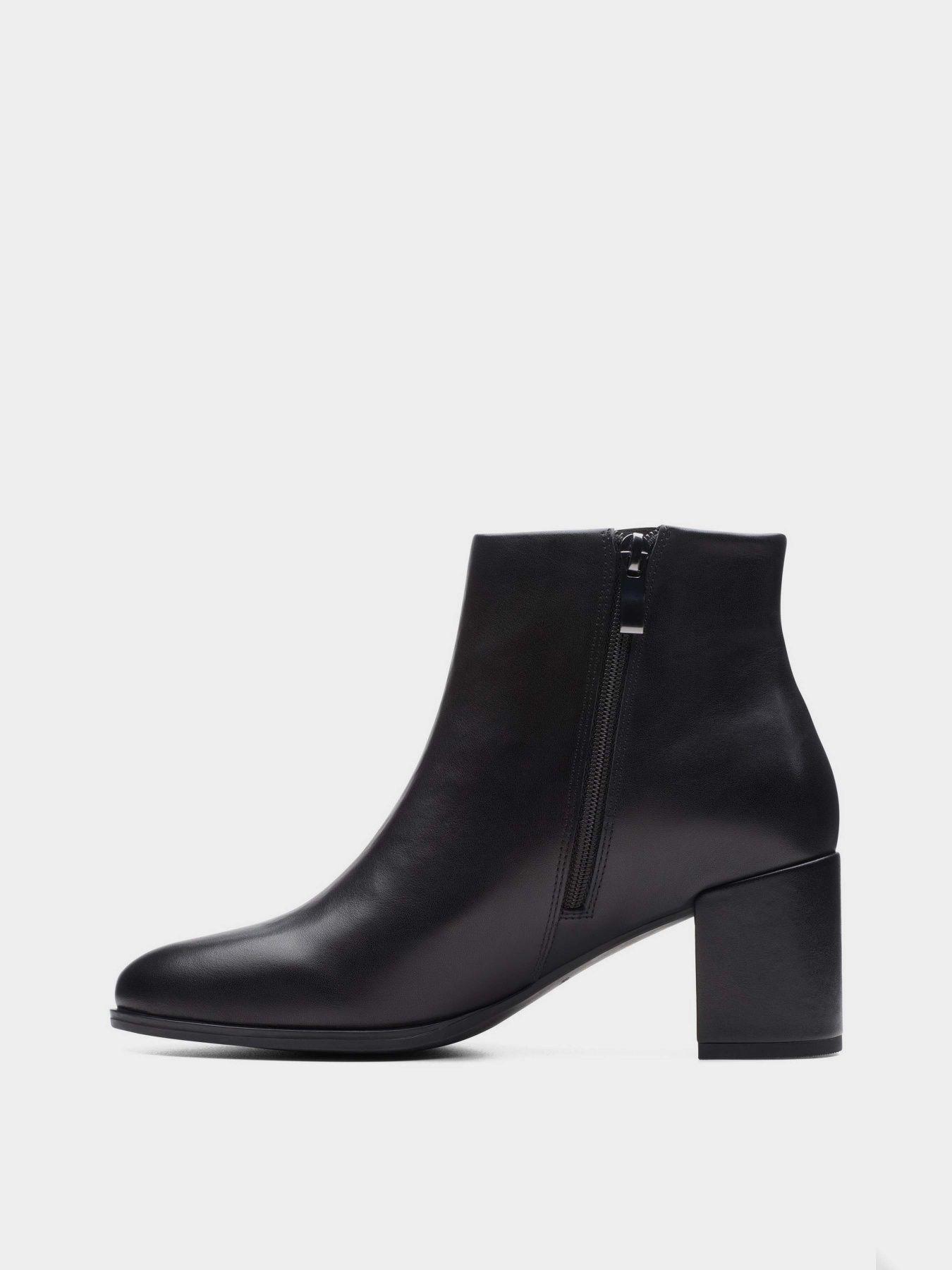 Черевики та чоботи Clarks Freva55 Zip модель 26174797 Черевики та чоботи Clarks Freva55 Zip модель 26174797 Фото