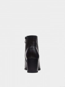 Черевики та чоботи Clarks Freva55 Zip модель 26174797 Фото