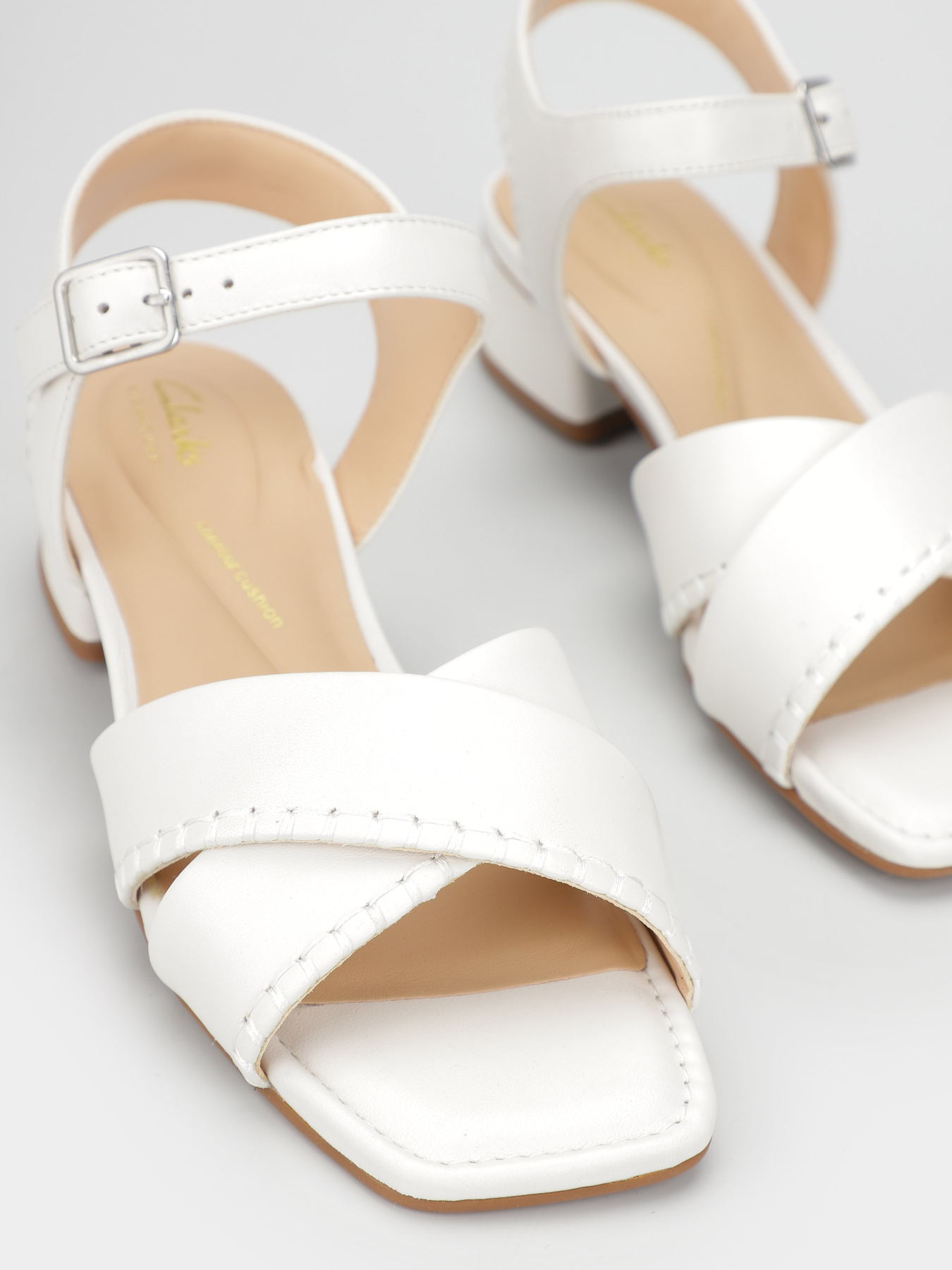Босоножки Clarks Serina 35 Cross модель 26176335 Фото