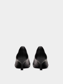 Туфли и лоферы Clarks Adela Court модель 26179296 Фото