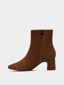 Черевики та чоботи Clarks модель 26182938 Фото