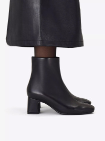 Черевики та чоботи Clarks модель 26182935 Фото