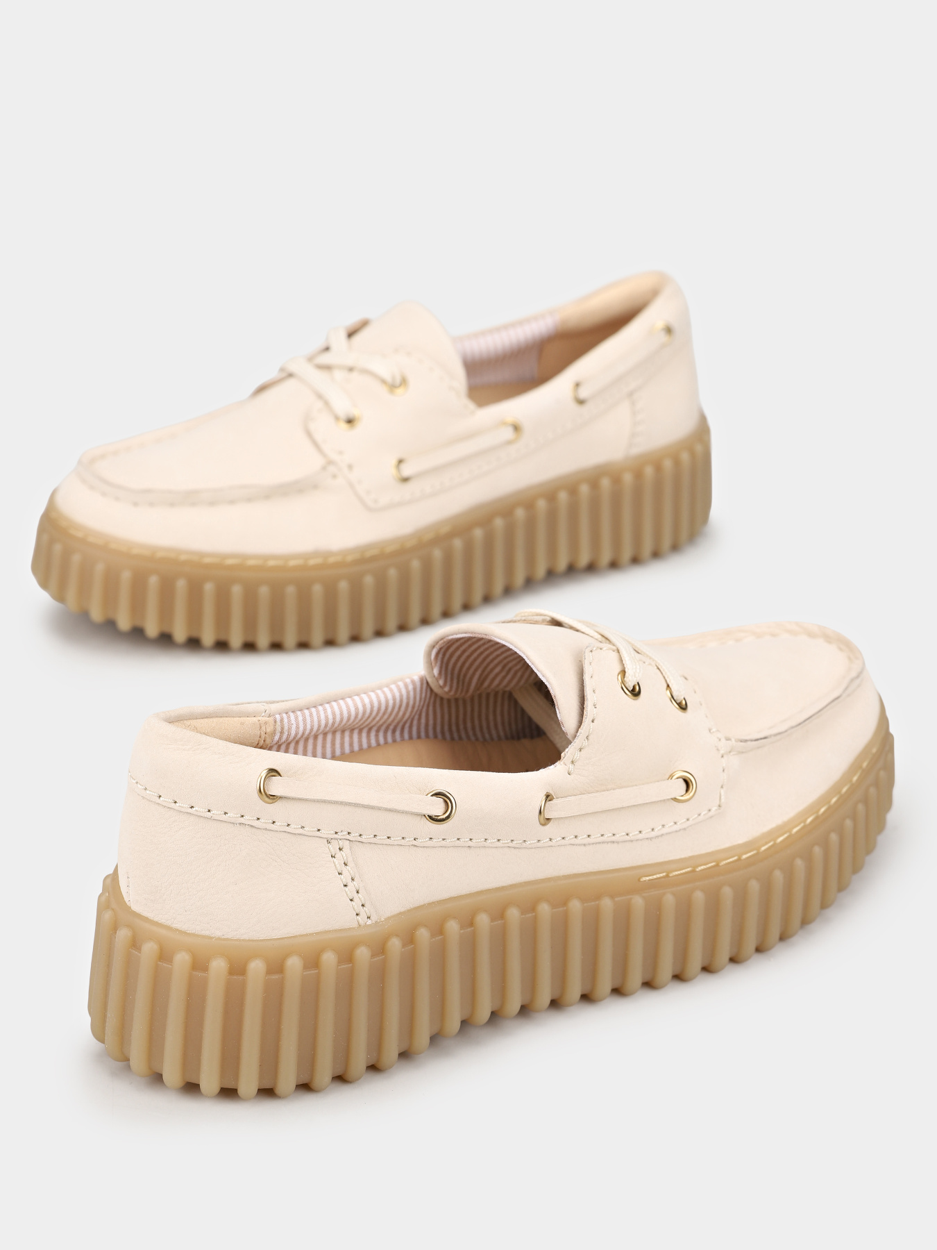 Туфли и лоферы Clarks TORHILL BOAT модель 26186302 Туфли и лоферы Clarks TORHILL BOAT модель 26186302 Фото