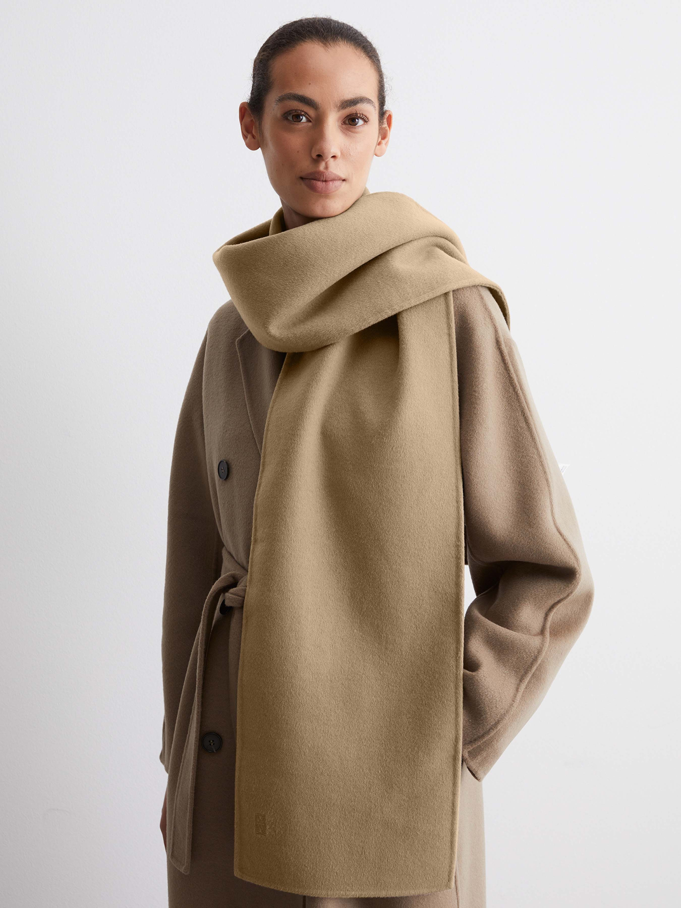Шарфи та хустки Marc O’Polo модель 500005102011-745 Шарфи та хустки Marc O’Polo модель 500005102011-745 Фото
