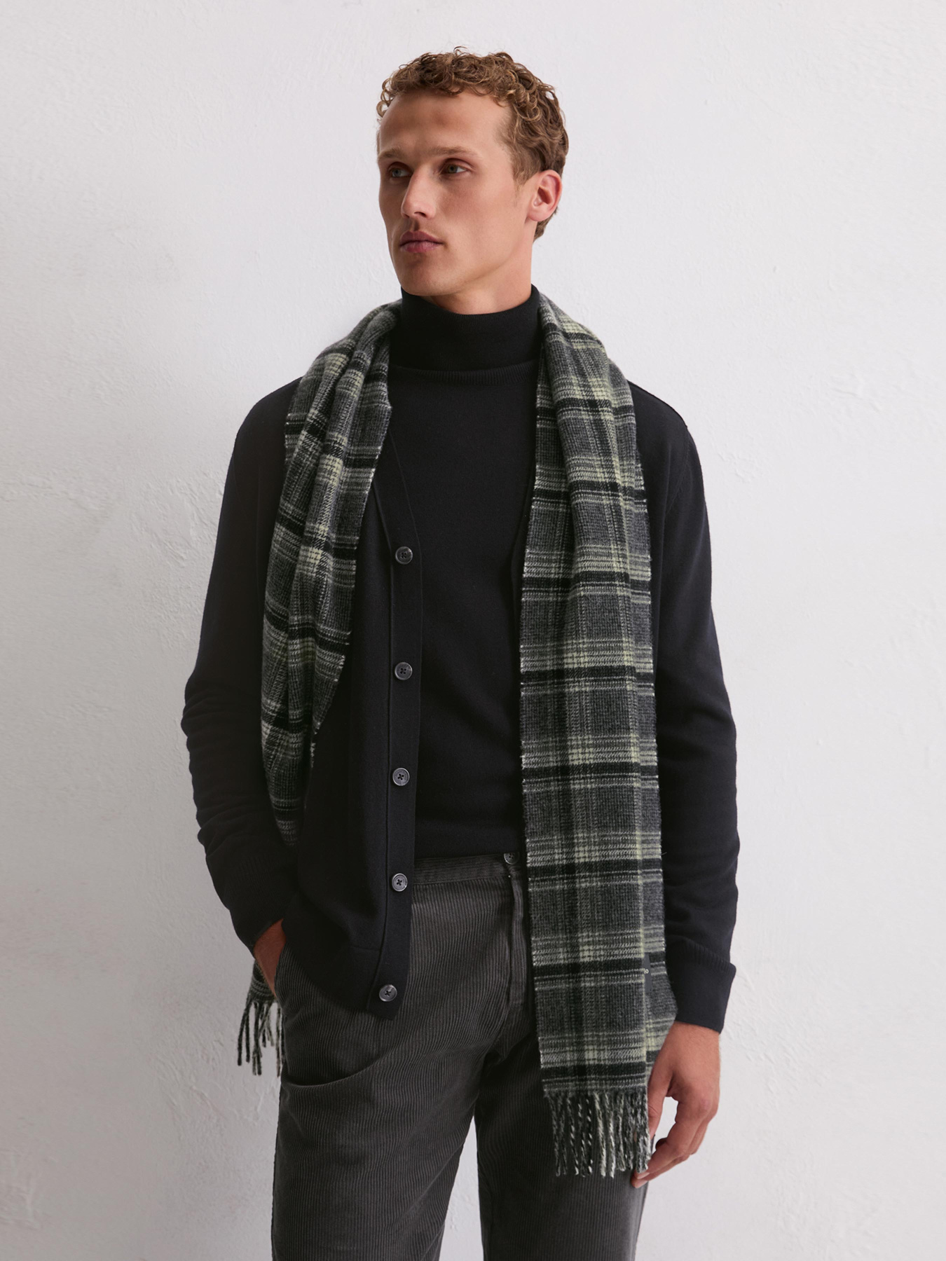 Шарфи та хустки Marc O’Polo модель 529805102006-J99 Шарфи та хустки Marc O’Polo модель 529805102006-J99 Фото