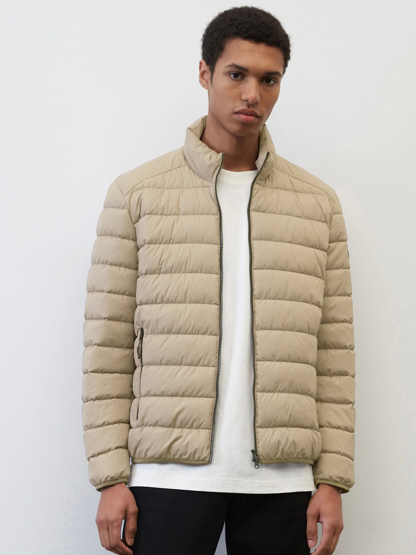 Куртки та дублянки Marc O’Polo модель 321096070188-747 Фото
