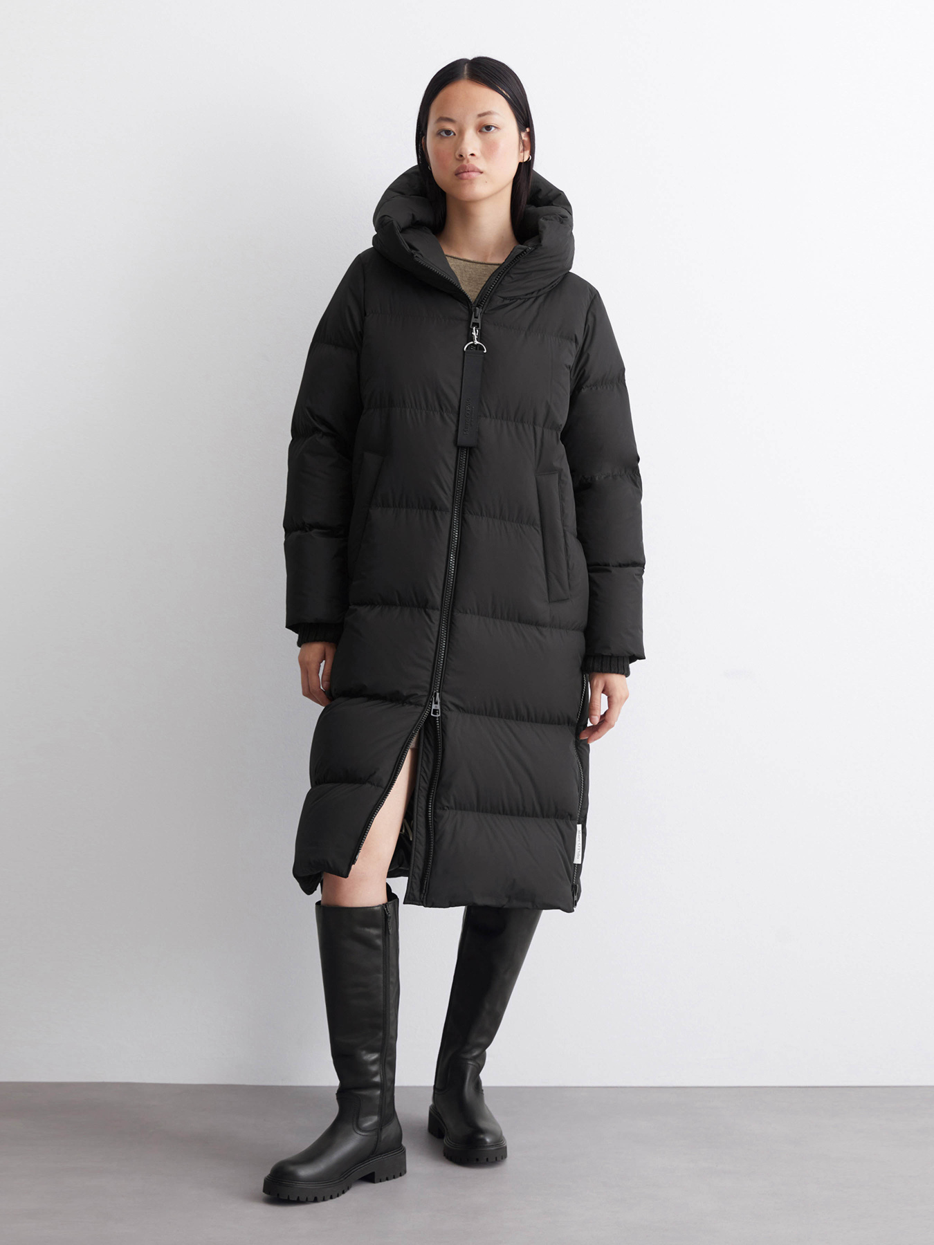 Куртки та дублянки Marc O’Polo модель 409087471283-990 Фото