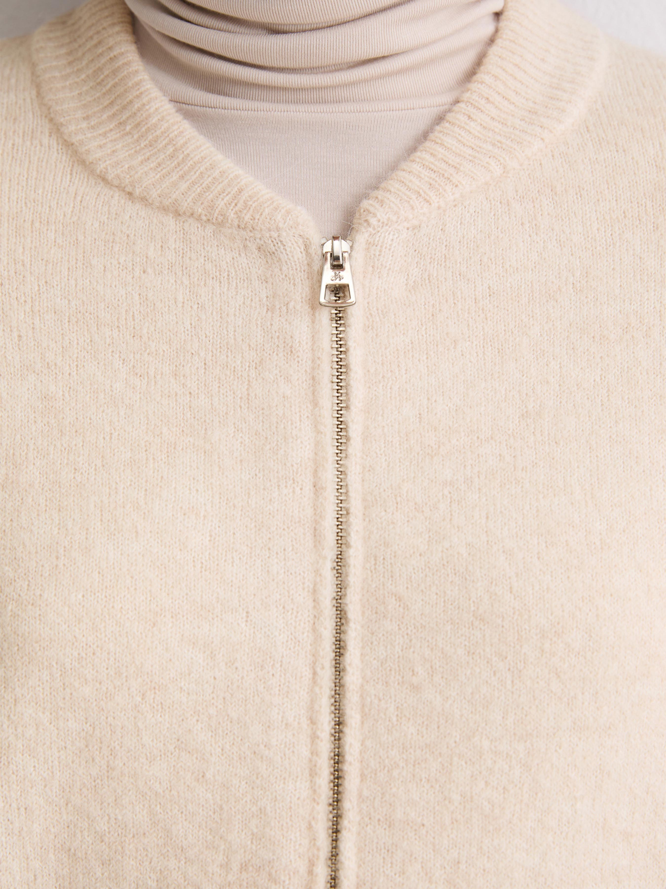 Куртки и дубленки Marc O’Polo модель 509607461105-174 Фото