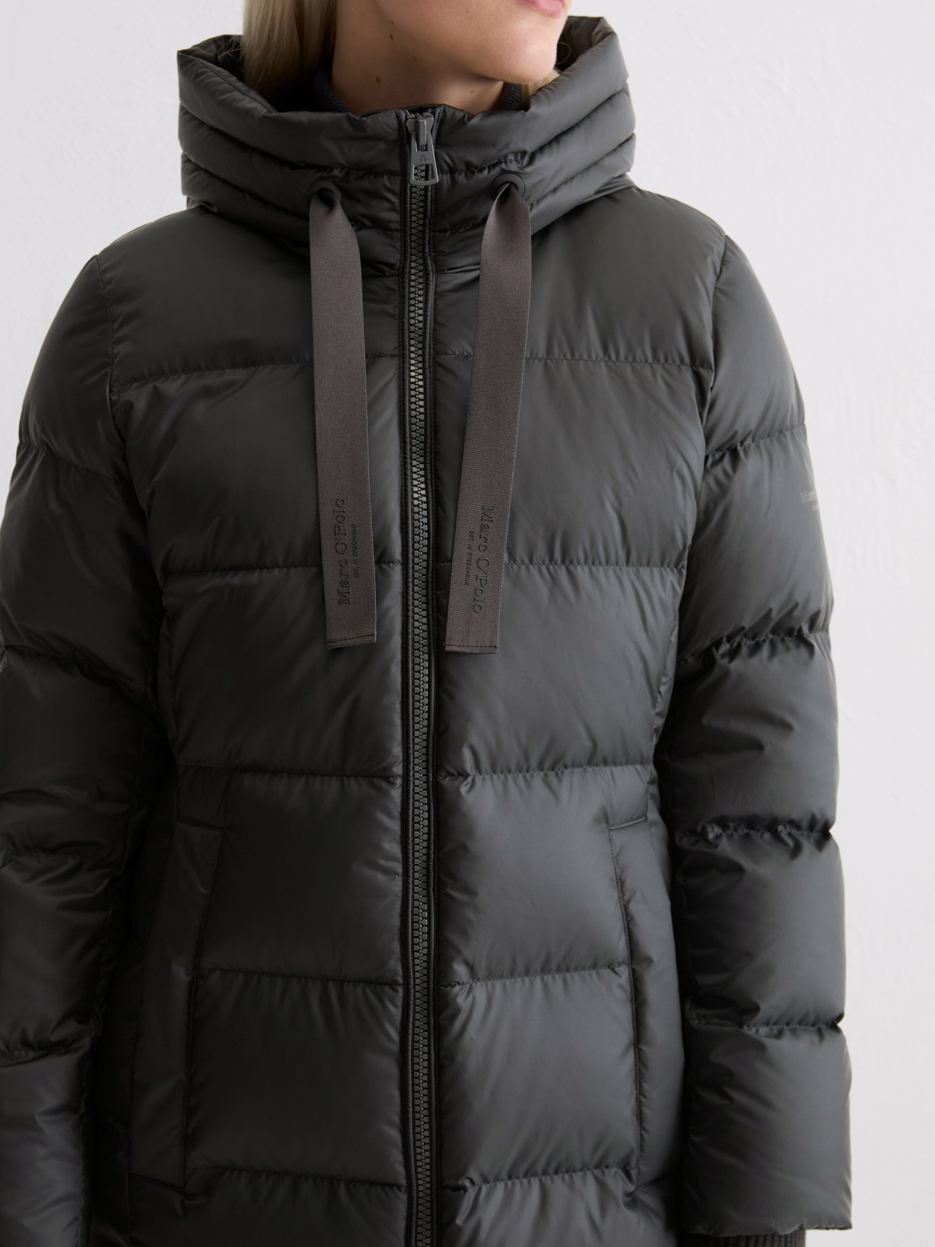 Куртки и дубленки Marc O’Polo модель 509032971095-975 Фото