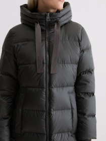 Куртки и дубленки Marc O’Polo модель 509032971095-975 Фото
